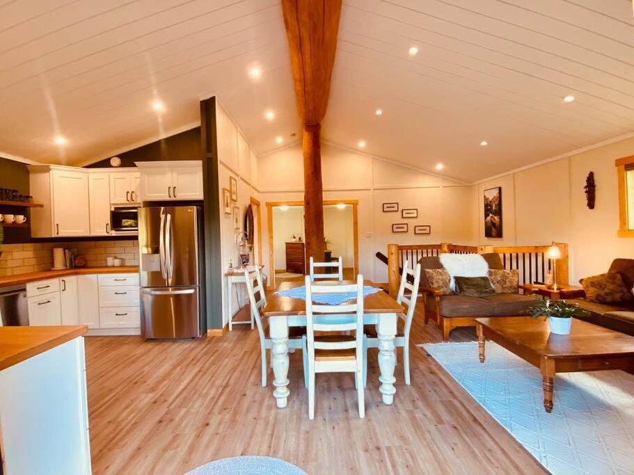 Ski-In Chalet: Private Hot Tub, Bonus Bunk House Fernie Εξωτερικό φωτογραφία