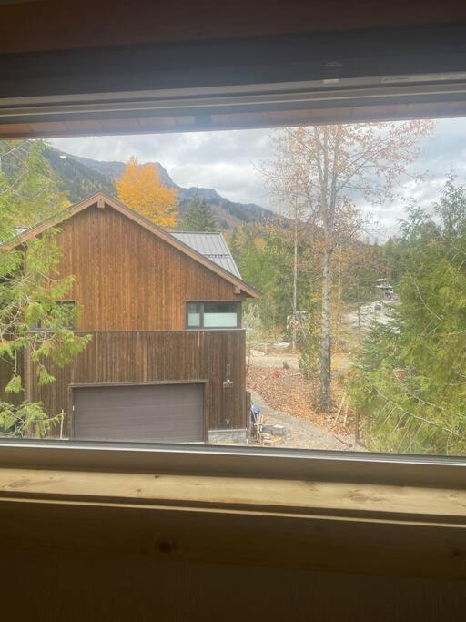 Ski-In Chalet: Private Hot Tub, Bonus Bunk House Fernie Εξωτερικό φωτογραφία